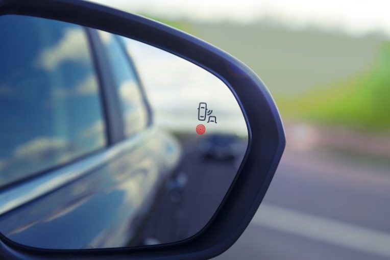Advantages of Blind Spot Detection System