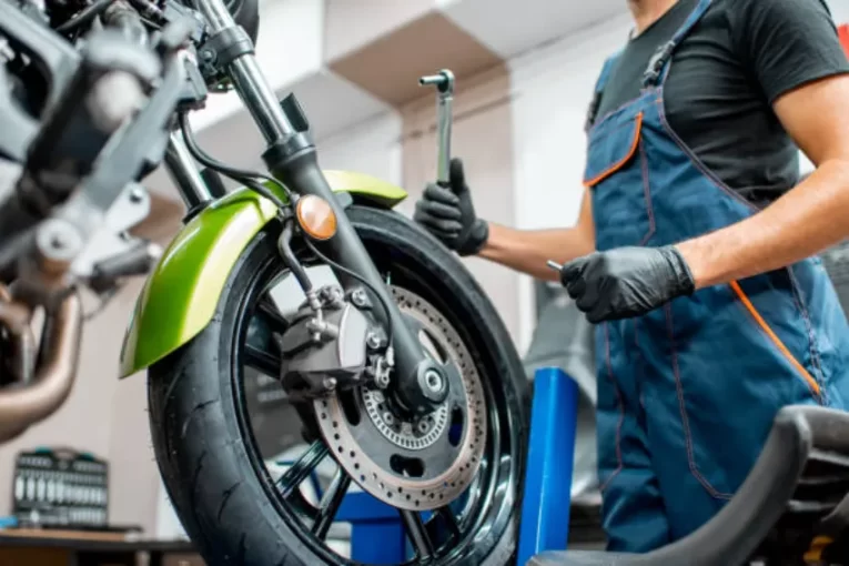 how to buy accessories for your motorcycle
