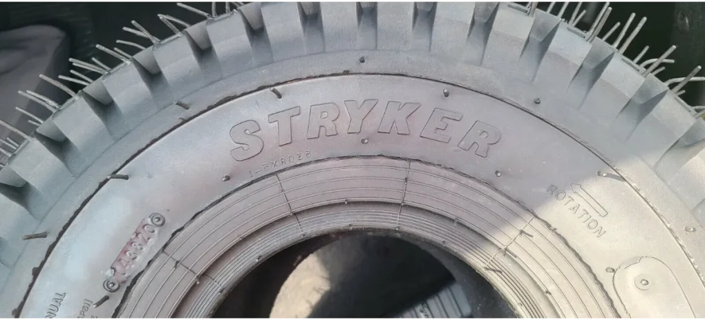 22x11 8 tires